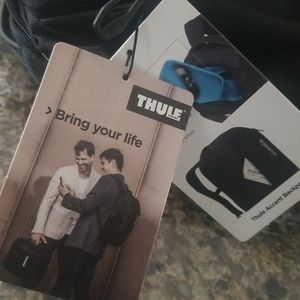 Thule Accent 20L black backpack